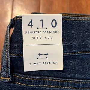NWT Mens Lucky Brand Jeans athletic straight leg 410